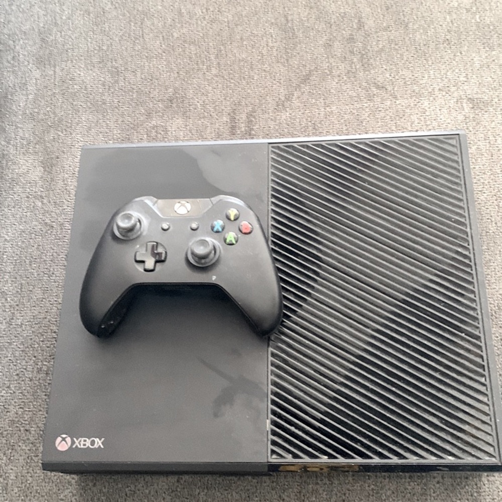 Xbox one with controller and case